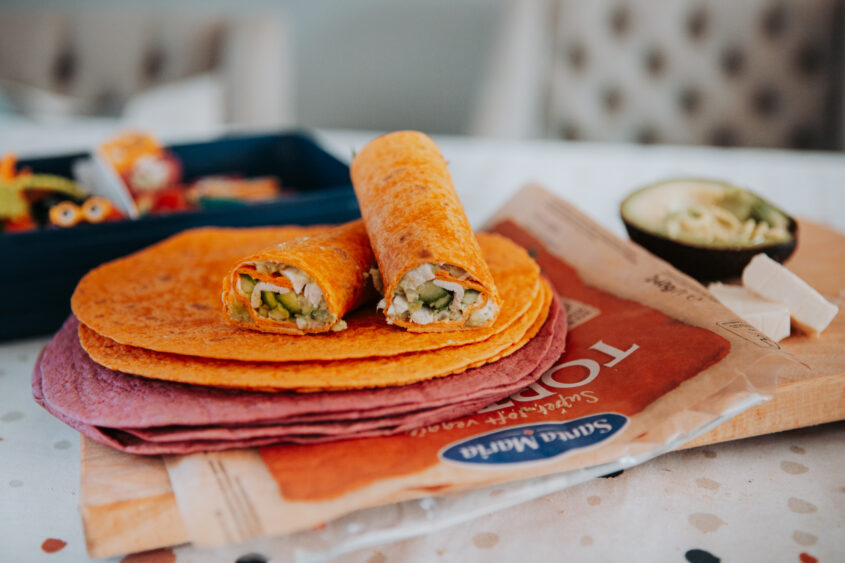 'Back to school' lunchbox idee: ‘’sushi’’ tortilla met groenten!