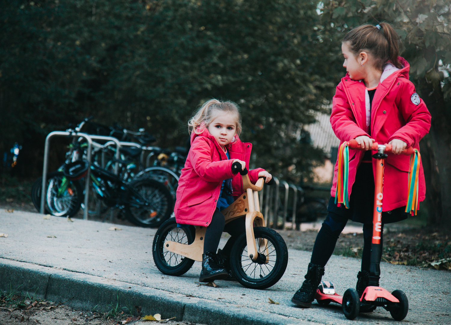 Een dagje buiten: spelen, steppen, fietsen en genieten!